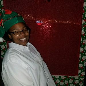 Meet your Posher, Donessia